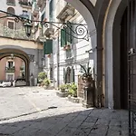 Barù in Chiaia