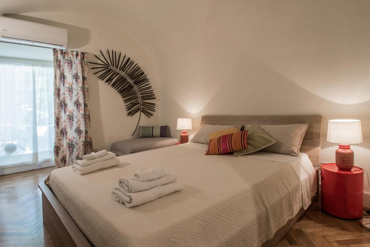 Bed & Breakfast Barù In Chiaia *