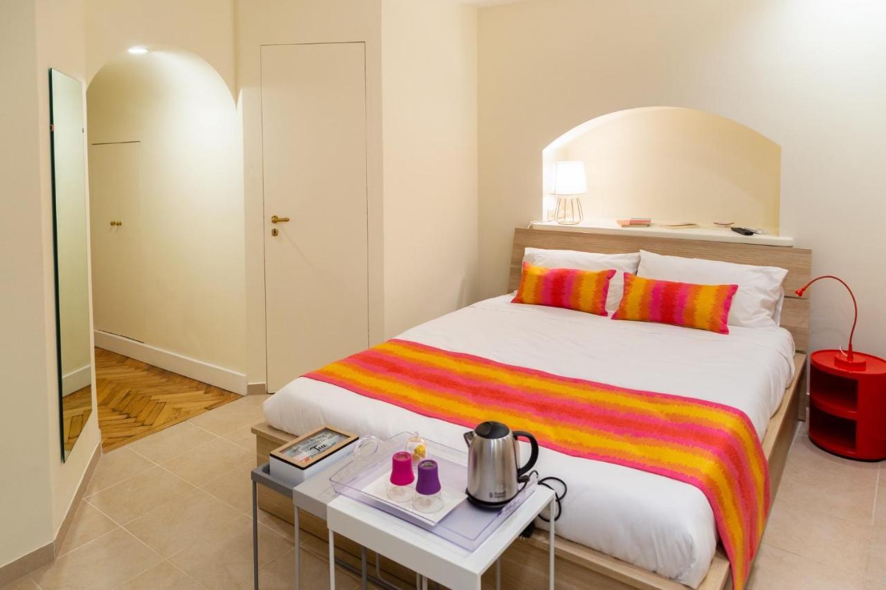 Bed & Breakfast Barù In Chiaia